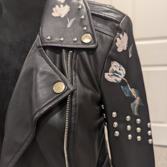 Studded Tulip Print Vegan Black Leather BEBE Jacket XXS - Picture 5 of 12